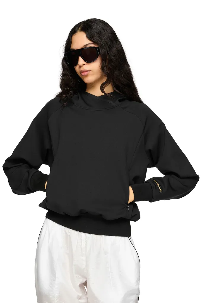 WF06_Black_2.webp