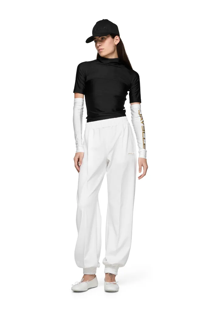 WH14_Black_1_Additional_WT04_White_03.webp