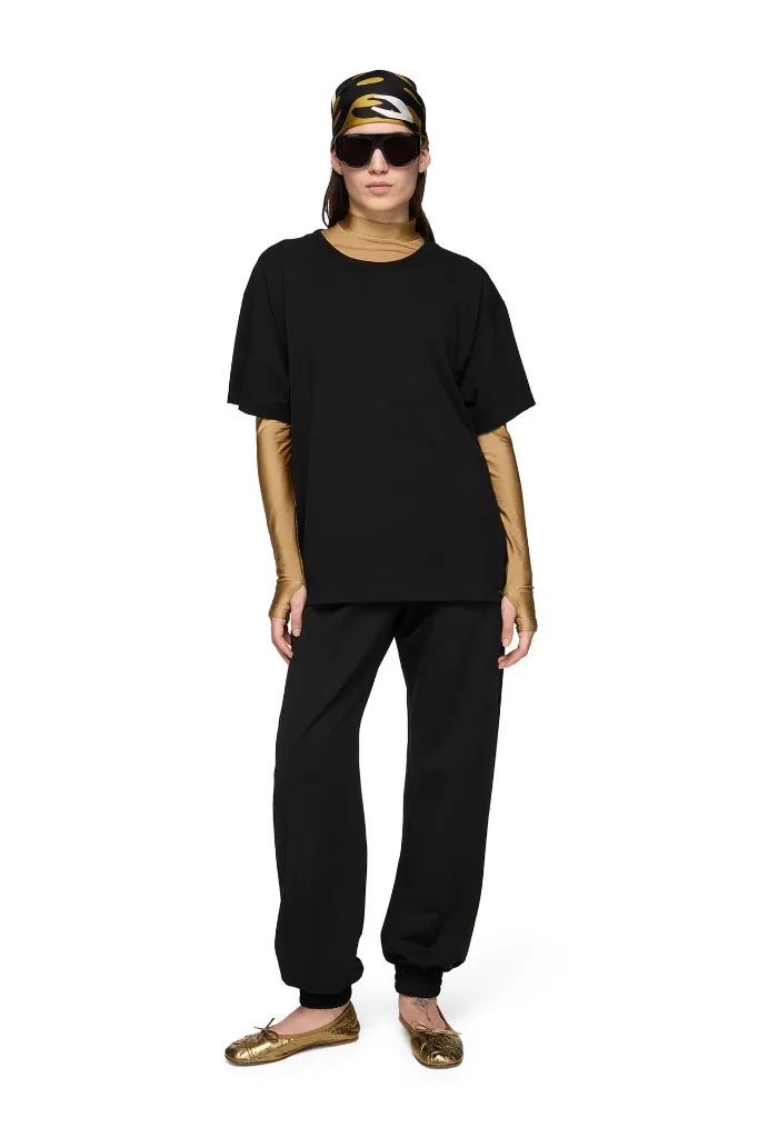 WH10_Black_1.webp
